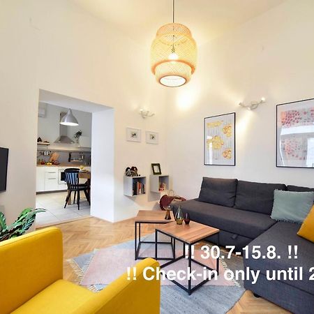 Hygge Apartment Zagreb Buitenkant foto