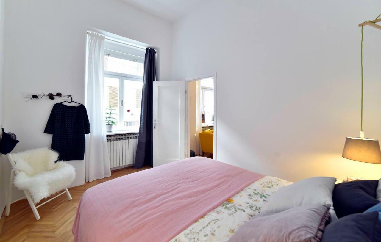 Hygge Apartment Zagreb Buitenkant foto
