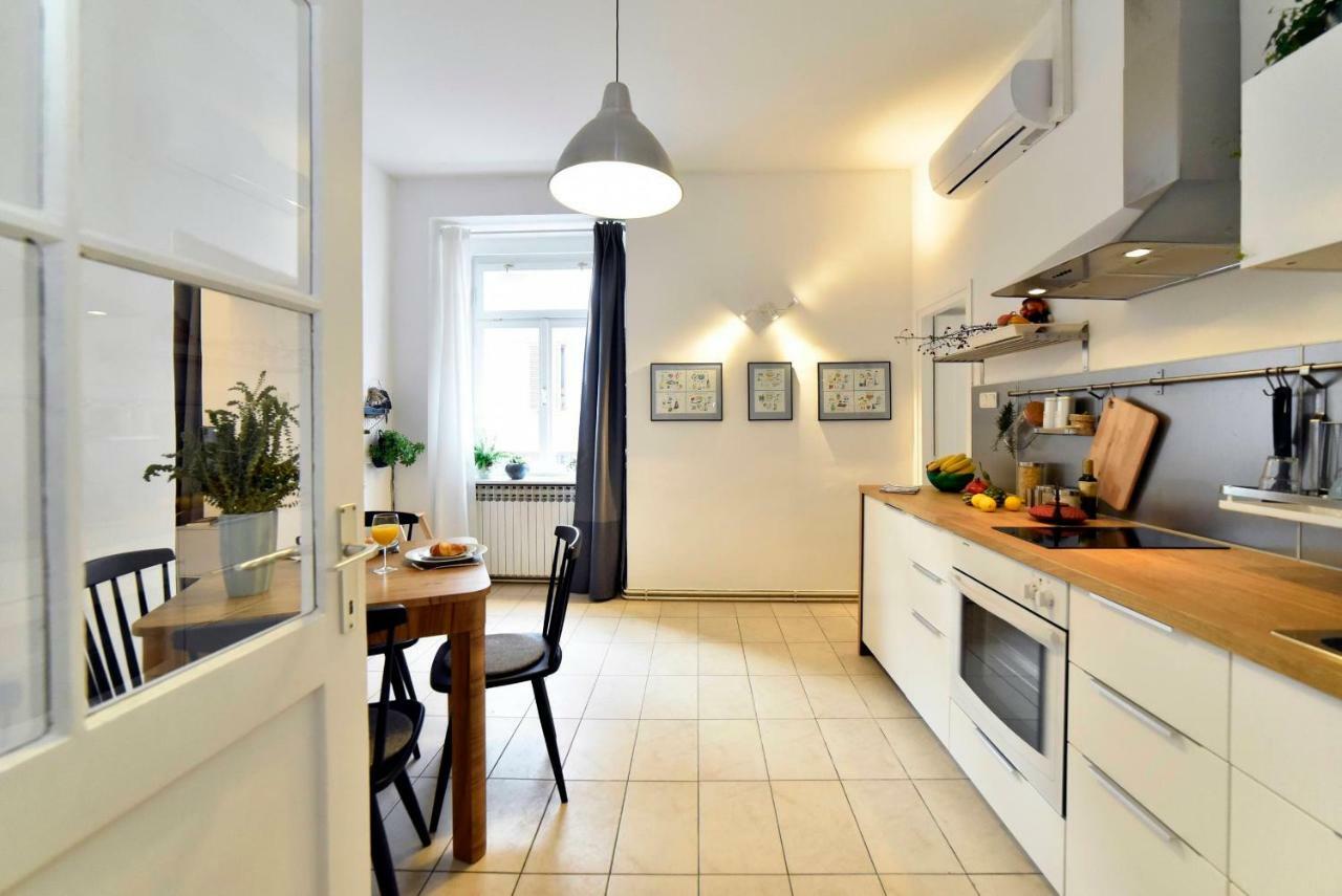 Hygge Apartment Zagreb Buitenkant foto